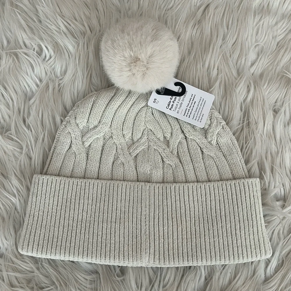 {Lululemon} Cable-Knit Pom-Pom Beanie Hat in Bone - Womens One Size - NWT